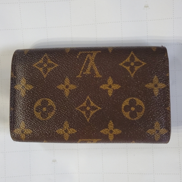 Louis Vuitton Monogram Snap Tresor Wallet - Picture 4 of 15